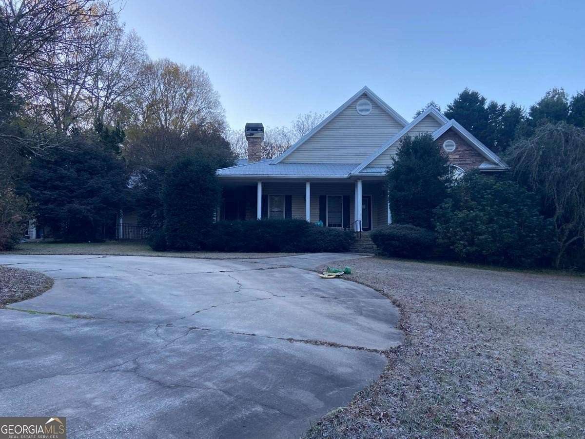 2.3 Acres of Land with Home for Auction in Griffin, Georgia