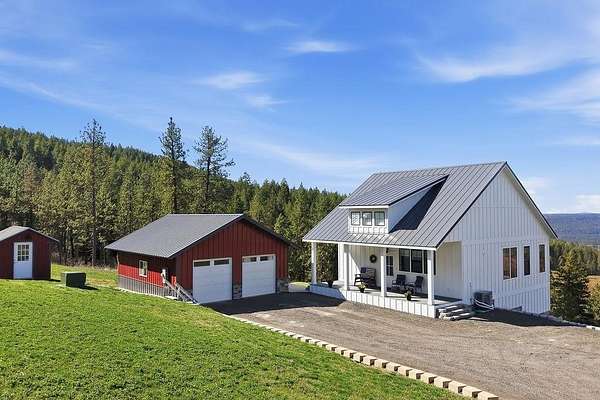 14 Acres of Land with Home for Sale in Spokane, Washington