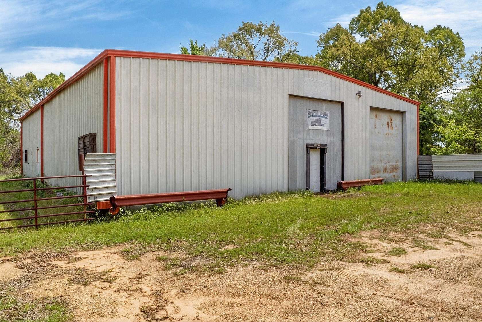 3 Acres of Commercial Land for Sale in Gladewater, Texas