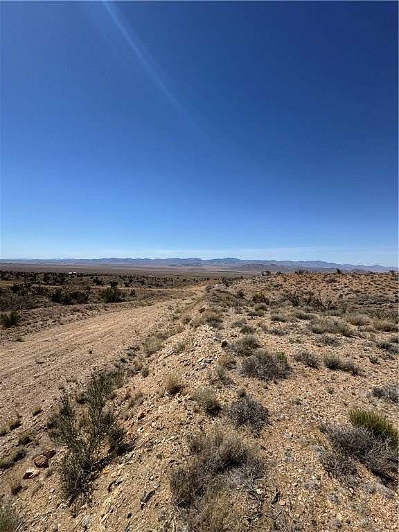 38 Acres of Agricultural & Residential Land for Sale in Kingman, Arizona