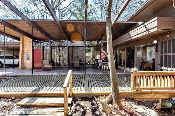 2.39 Acres of Land with Home for Sale in Southfield Township, Michigan