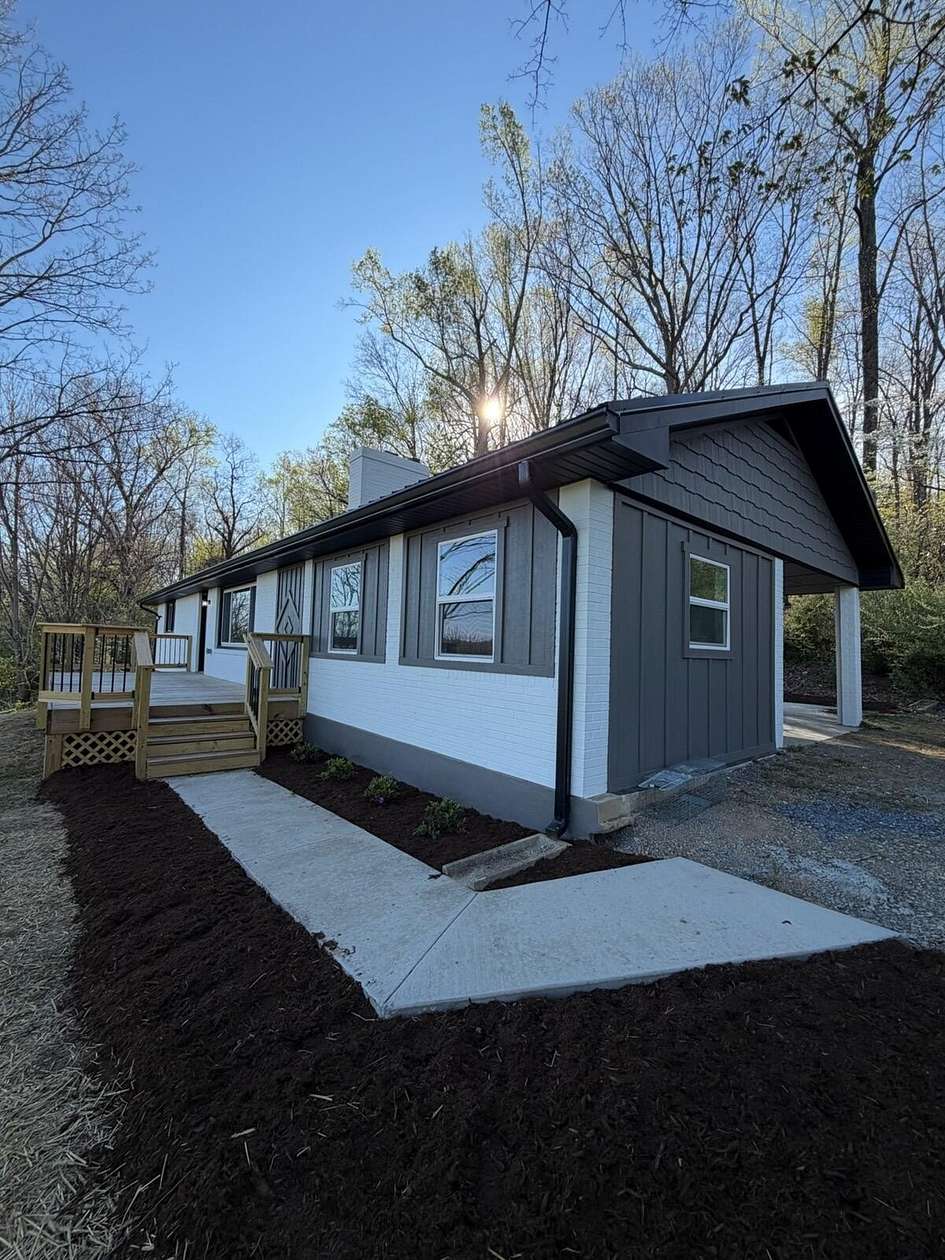 3 Acres of Land with Home for Sale in Buchanan, Virginia