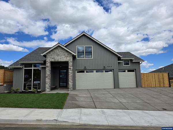 5 Acres of Land with Home for Sale in Salem, Oregon