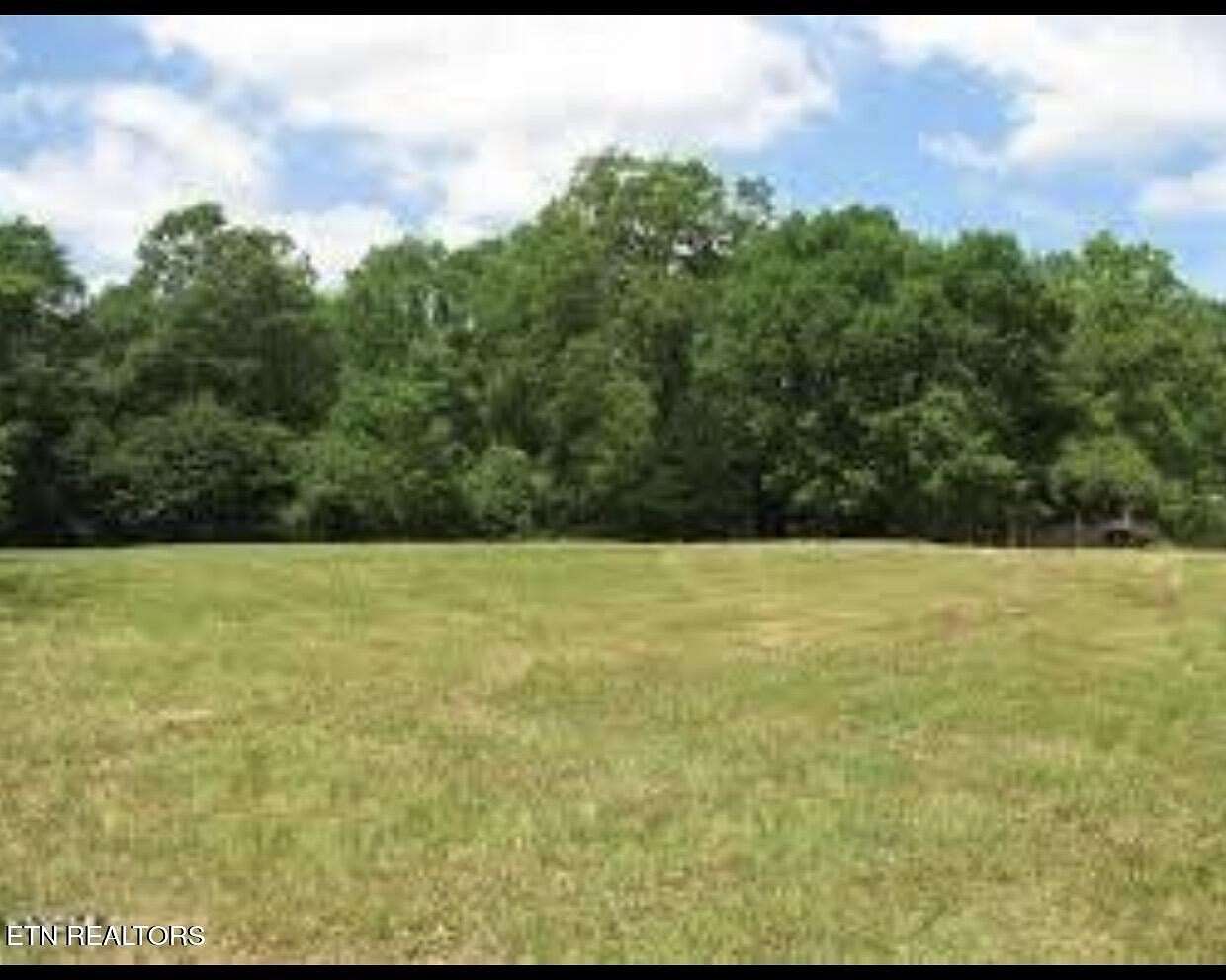 1.5 Acres of Residential Land for Sale in La Follette, Tennessee