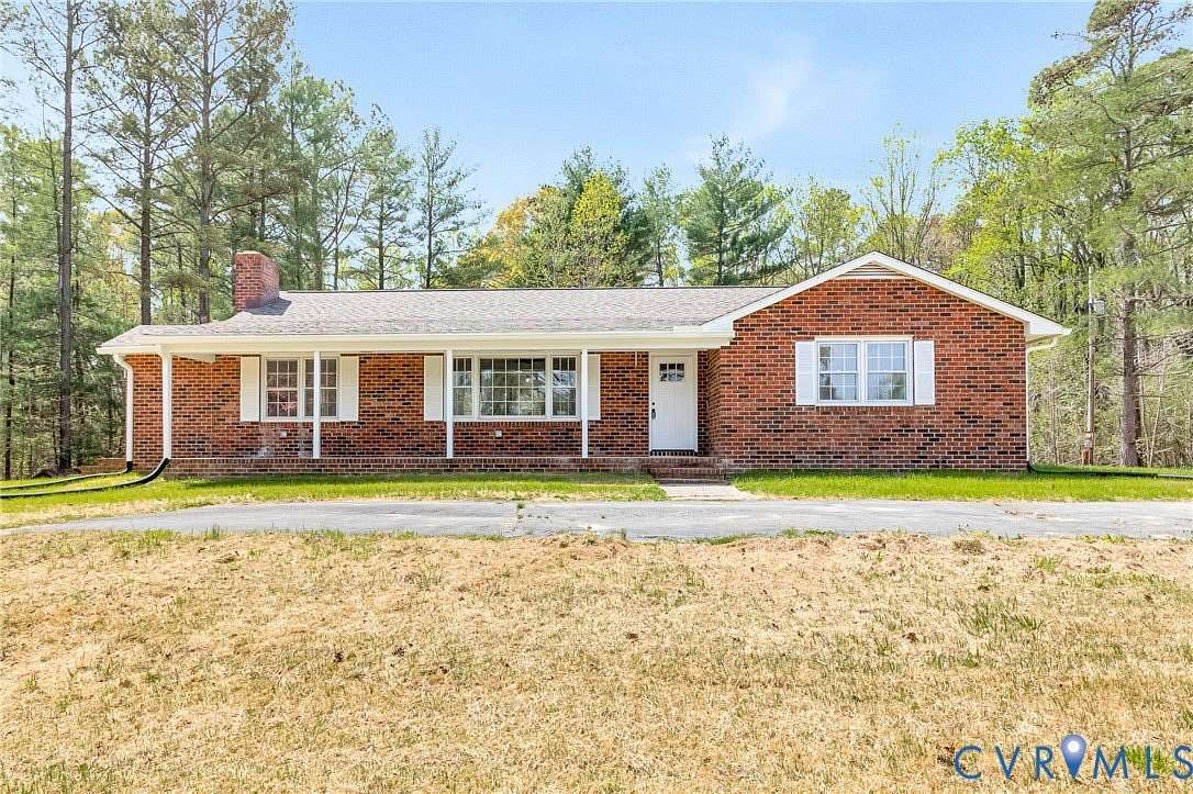 4 Acres of Land with Home for Sale in Farnham, Virginia