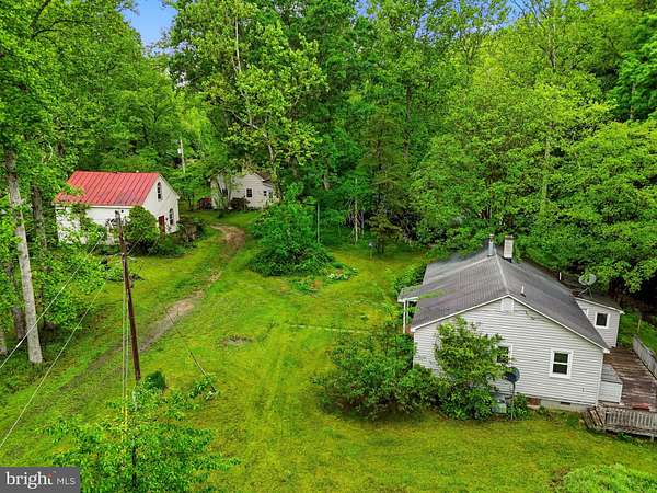 2.35 Acres of Land with Home for Sale in Washington, Virginia