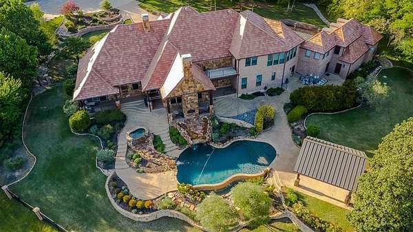 1.81 Acres of Land with Home for Sale in Flower Mound, Texas