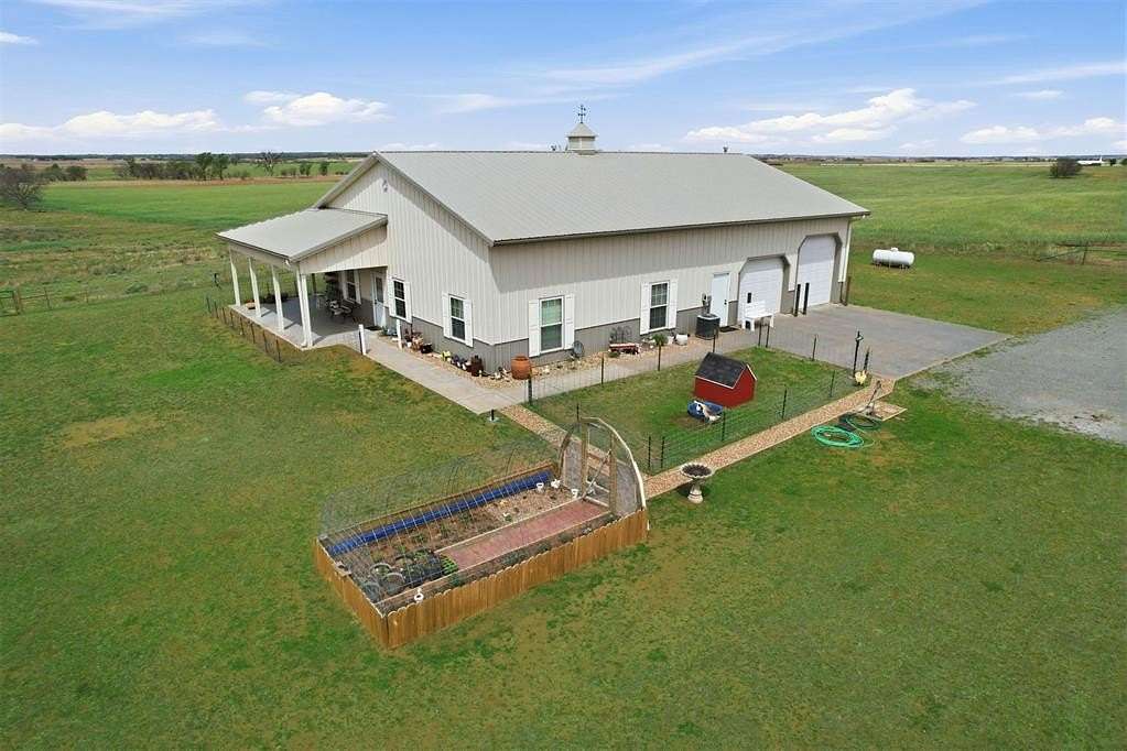 5 Acres of Land with Home for Sale in Sayre, Oklahoma