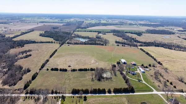 53 Acres of Land for Sale in New Bloomfield, Missouri