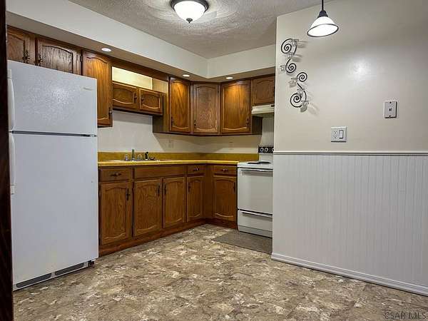 0.8 Acres of Land with Home for Lease in Elton, Pennsylvania