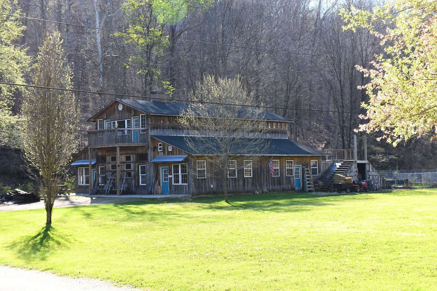 5.53 Acres of Improved Mixed-Use Land for Sale in Morgantown, Indiana