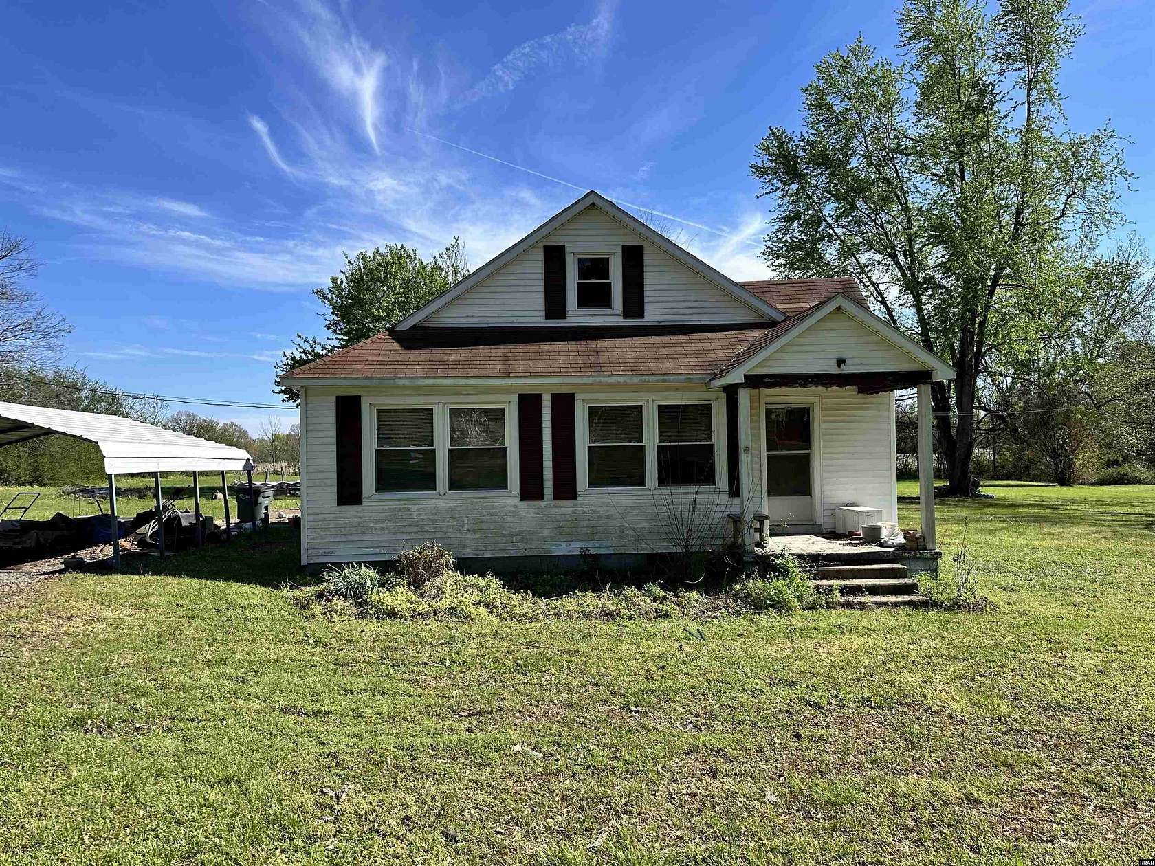 1.5 Acres of Land with Home for Sale in Union City, Tennessee