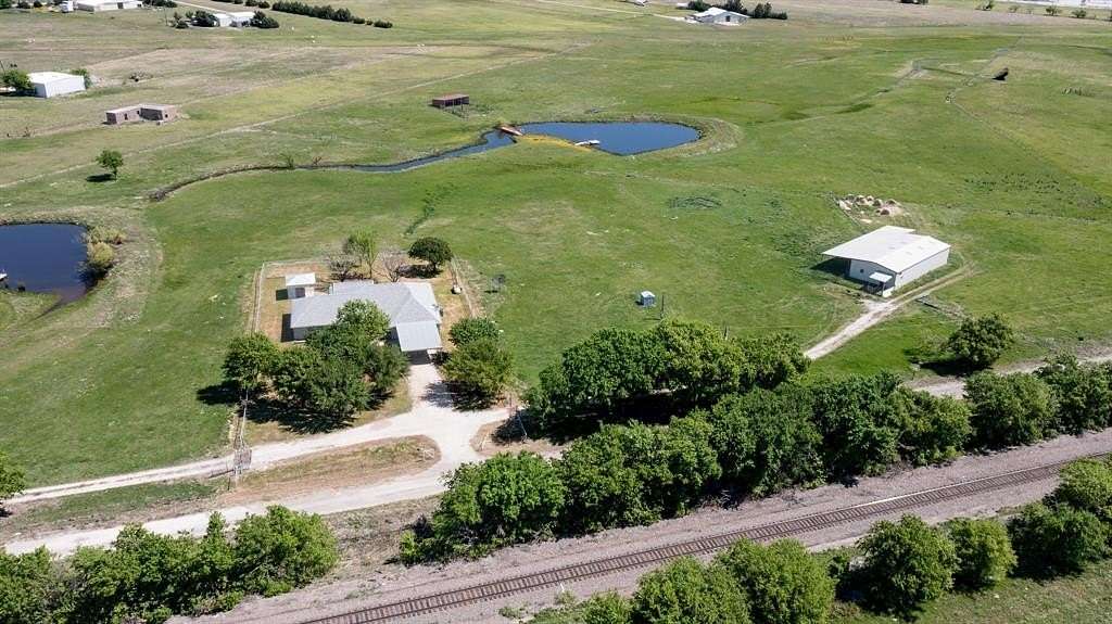 182 Acres of Land for Sale in New Fairview, Texas