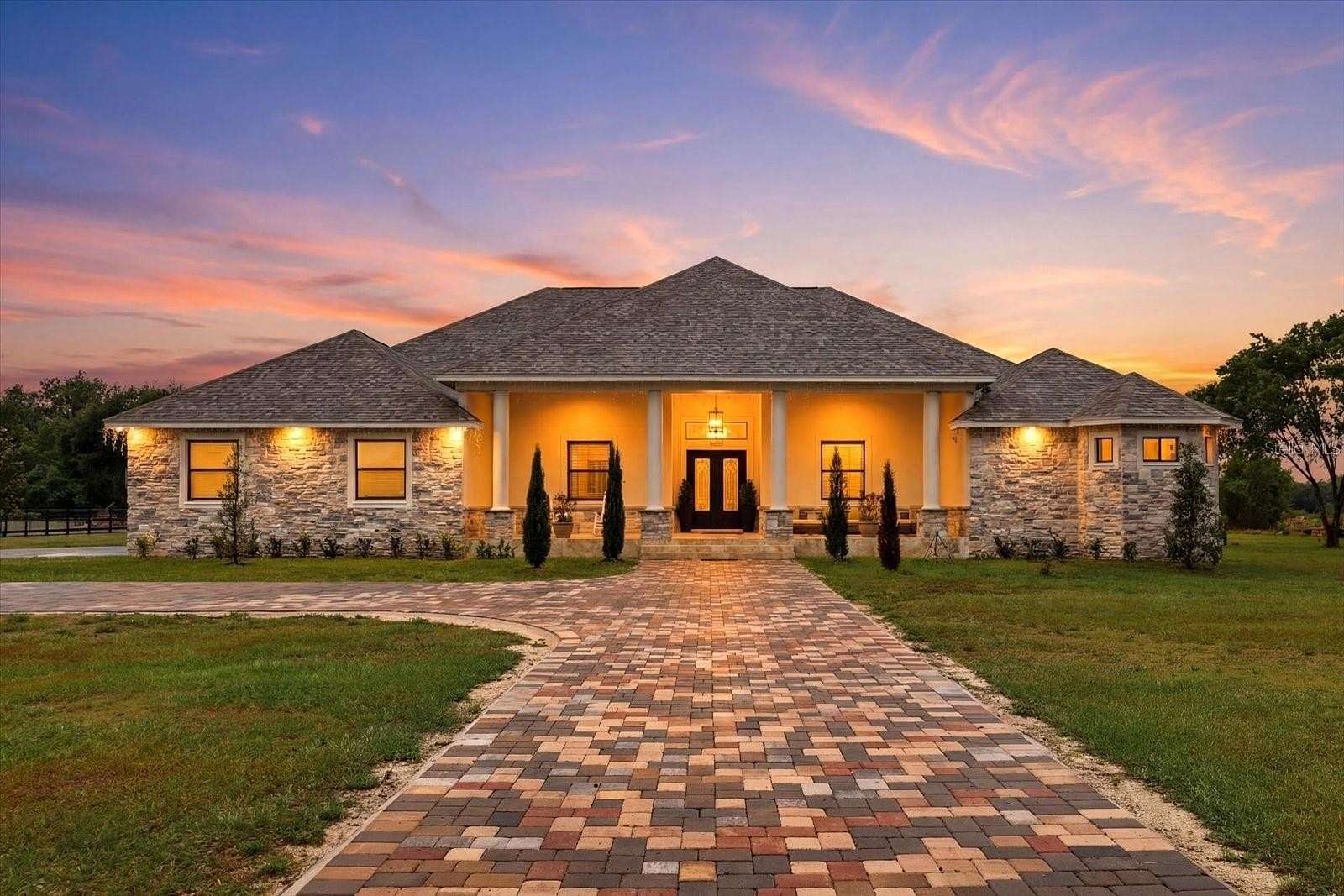 2.32 Acres of Land with Home for Sale in Plant City, Florida