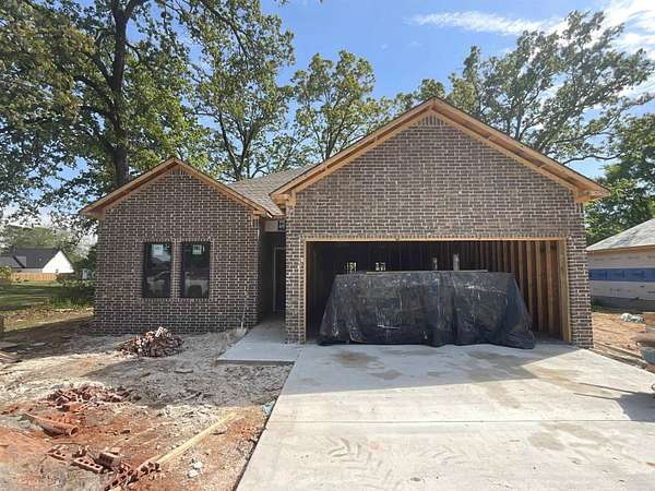 24 Acres of Land with Home for Sale in Lonoke, Arkansas