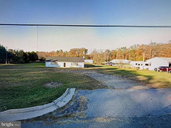 5.26 Acres of Mixed-Use Land for Sale in Colonial Beach, Virginia