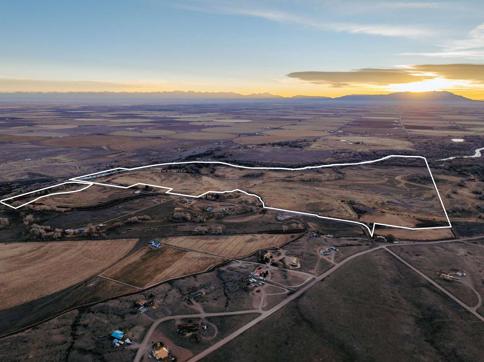 368 Acres of Land with Home for Sale in Monte Vista, Colorado