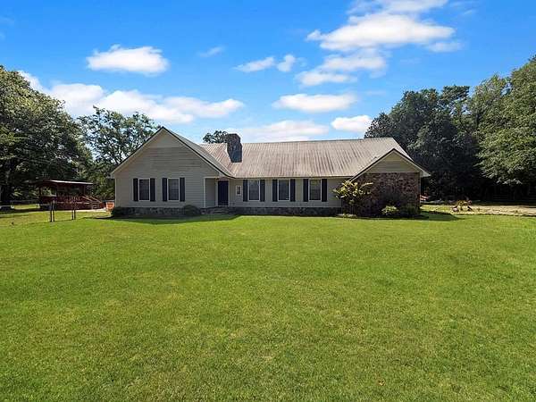 6.57 Acres of Land with Home for Sale in Colquitt, Georgia
