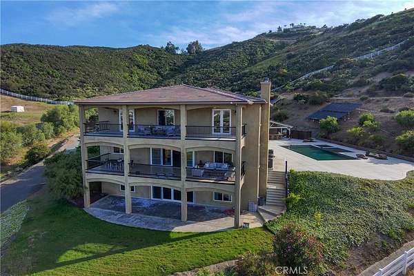 2.5 Acres of Land with Home for Sale in Murrieta, California