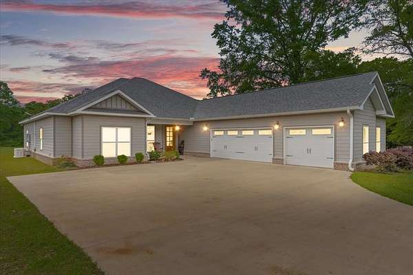 4.66 Acres of Land with Home for Sale in Daleville, Alabama