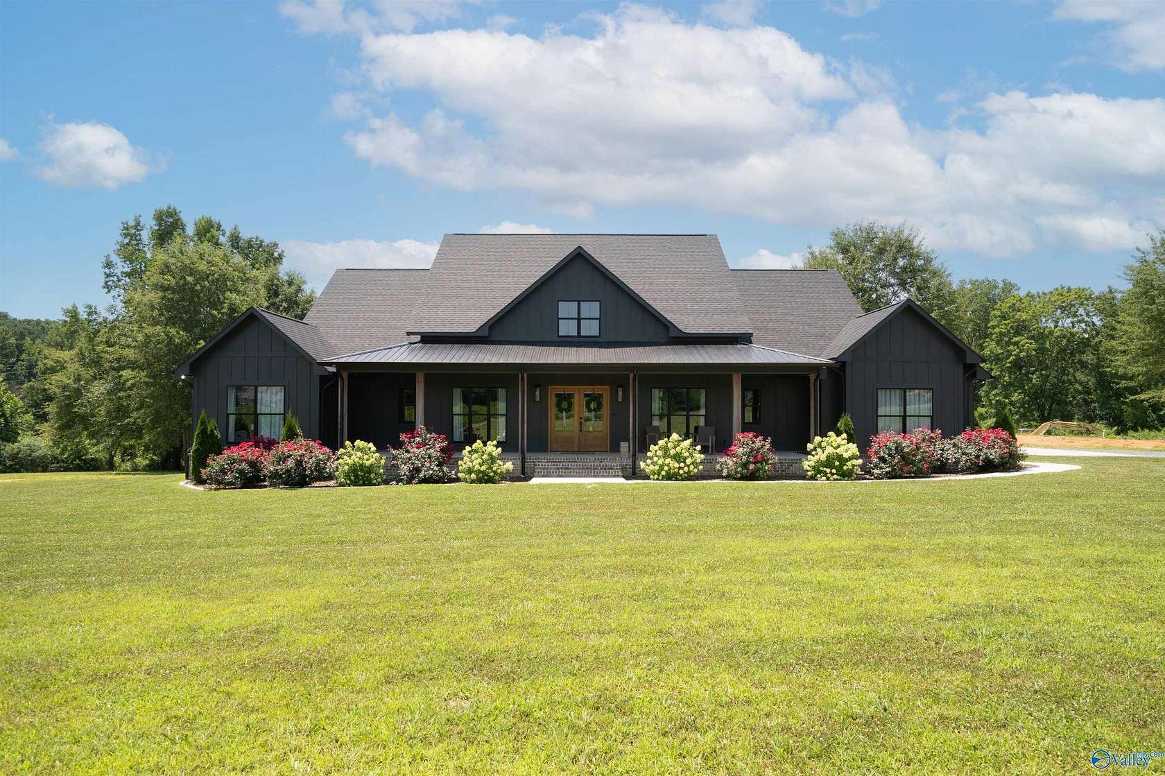 14.9 Acres of Land with Home for Sale in Arab, Alabama