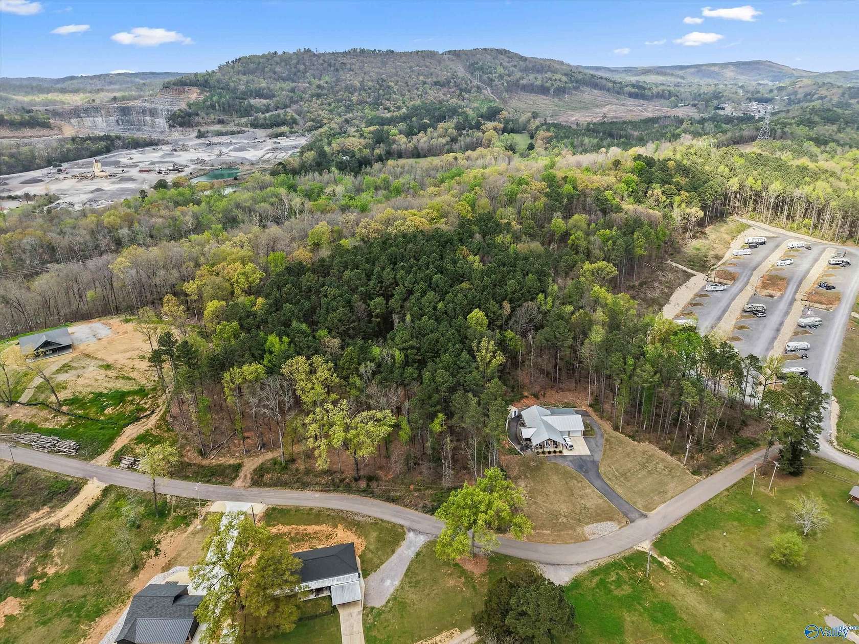 0.69 Acres of Residential Land for Sale in Guntersville, Alabama