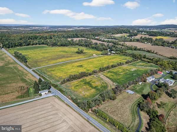 126 Acres of Land with Home for Sale in Elizabethtown, Pennsylvania