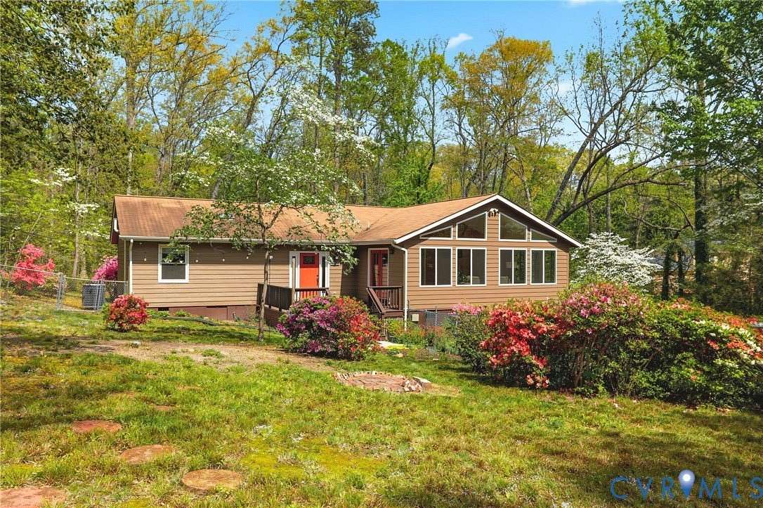 1.74 Acres of Land with Home for Sale in Richmond, Virginia