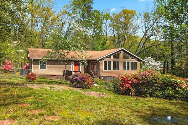 1.74 Acres of Land with Home for Sale in Richmond, Virginia