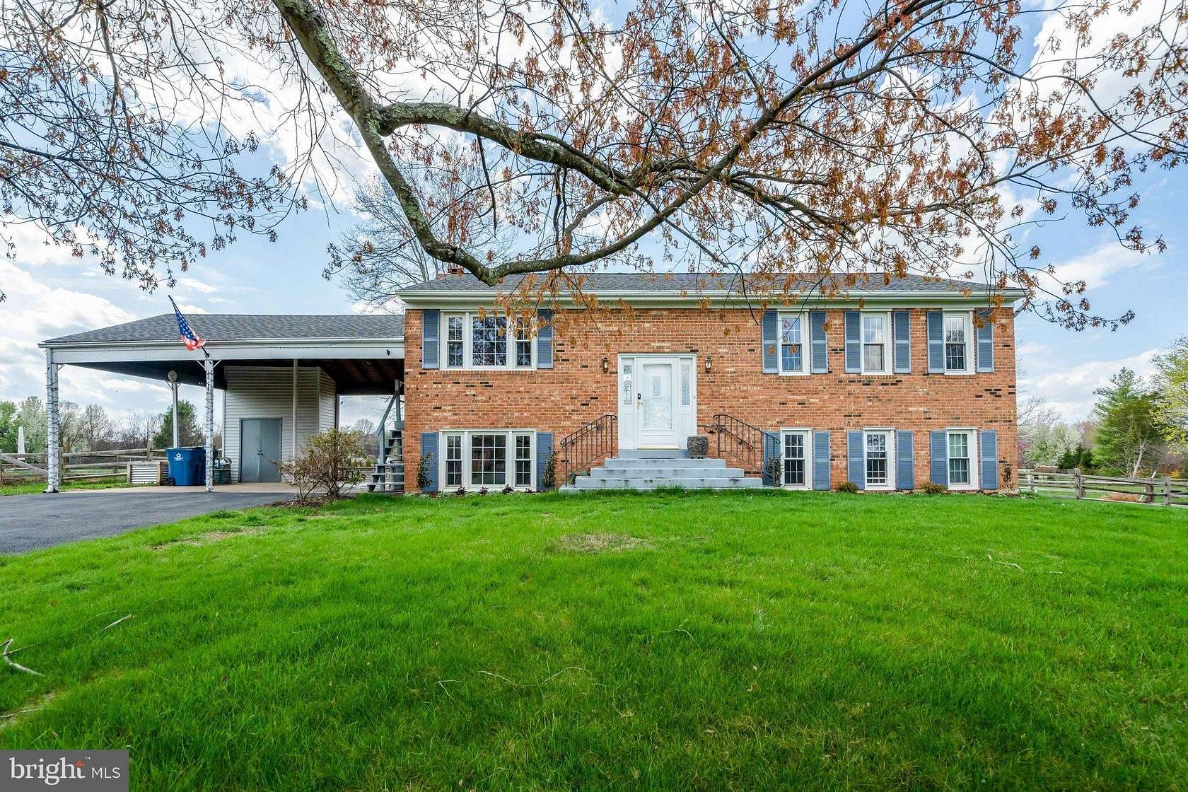 1.54 Acres of Land with Home for Sale in Haymarket, Virginia