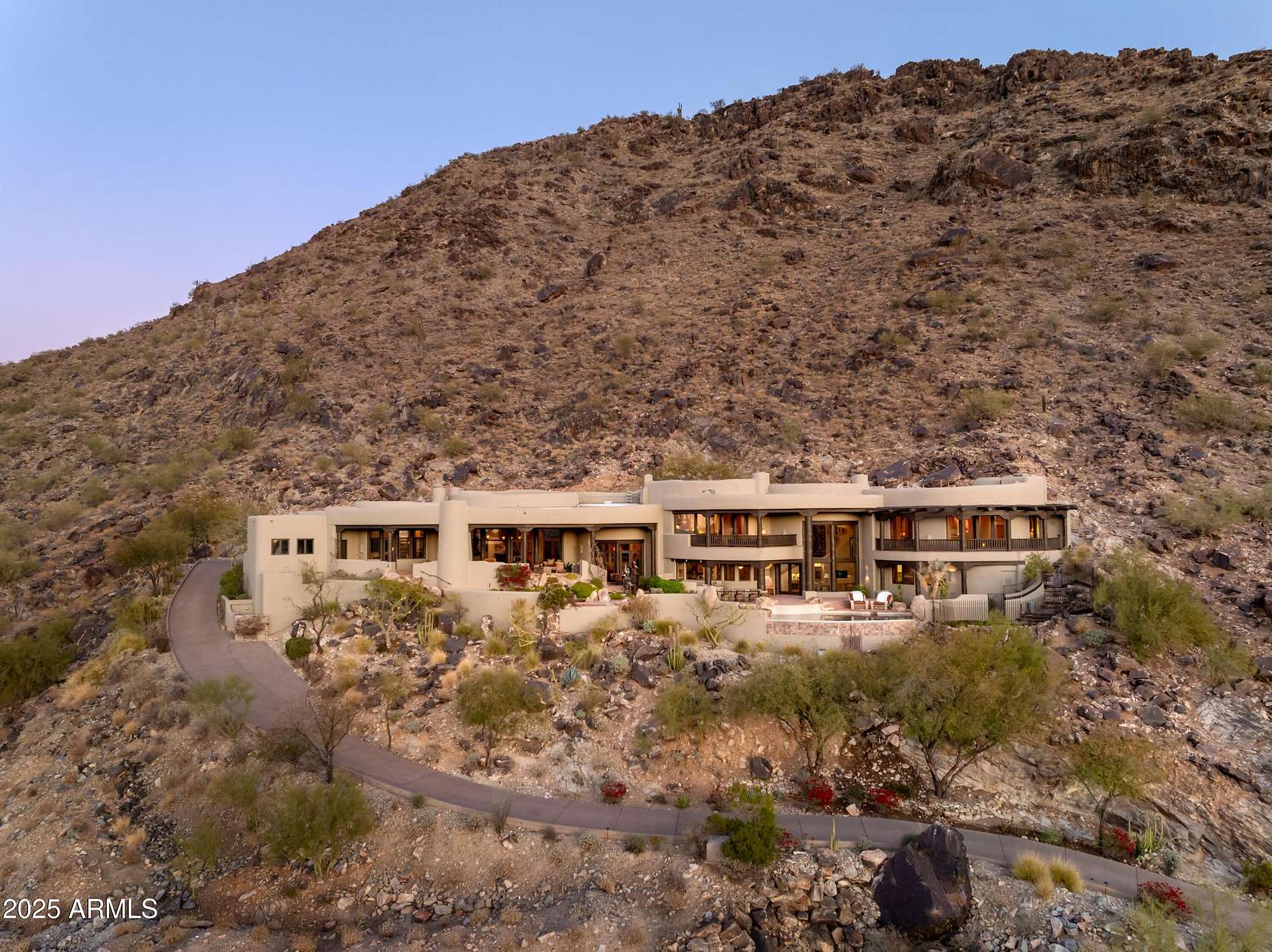 1.5 Acres of Land with Home for Sale in Paradise Valley, Arizona