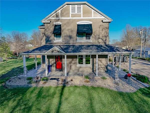 2 Acres of Land with Home for Sale in St. Joseph, Missouri