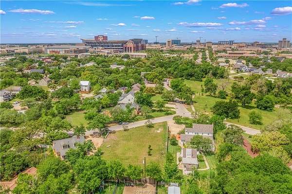 0.43 Acres of Mixed-Use Land for Sale in College Station, Texas