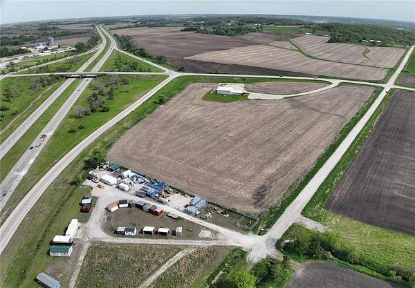 16 Acres of Commercial Land for Sale in Center Point, Iowa