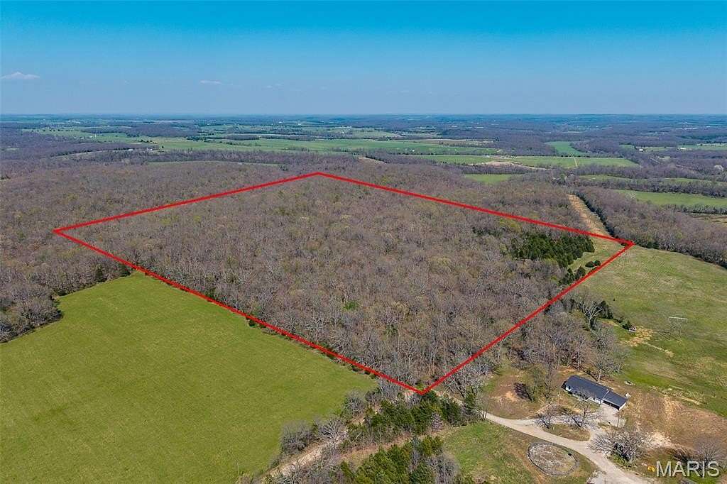 40 Acres of Land for Sale in Lebanon, Missouri