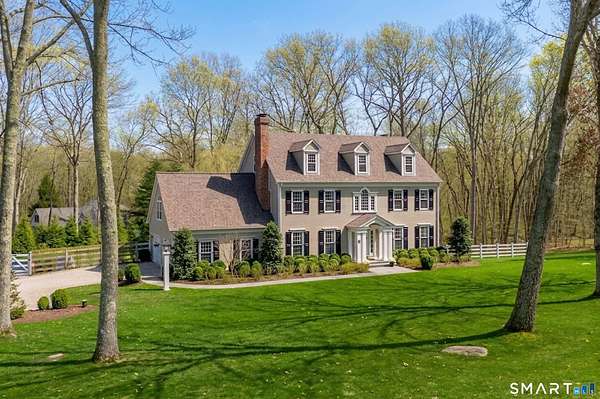 1.65 Acres of Land with Home for Sale in Old Lyme, Connecticut