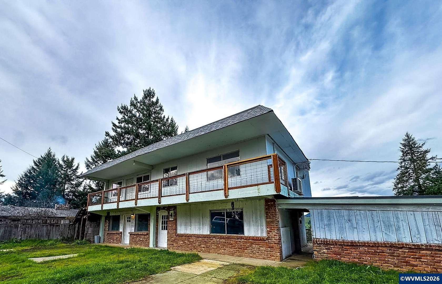 2.55 Acres of Land with Home for Sale in Glide, Oregon