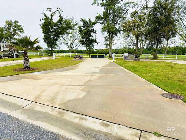 0.1 Acres of Land for Sale in Elberta, Alabama