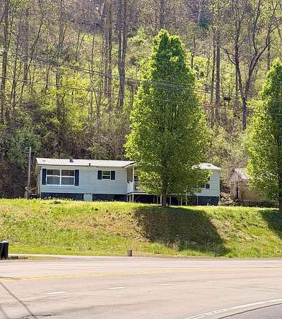 15 Acres of Land with Home for Sale in Hi Hat, Kentucky