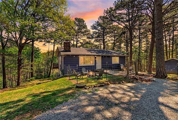 6 Acres of Land with Home for Sale in Eureka Springs, Arkansas