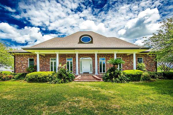 14.5 Acres of Land with Home for Sale in Gray, Louisiana