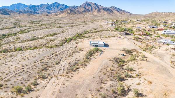 1 Acre of Residential Land for Sale in Goodyear, Arizona