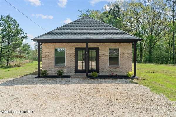 1.7 Acres of Land with Home for Sale in Byhalia, Mississippi