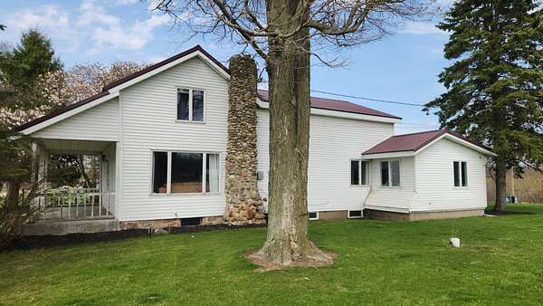 3.1 Acres of Land with Home for Sale in Vandalia, Michigan