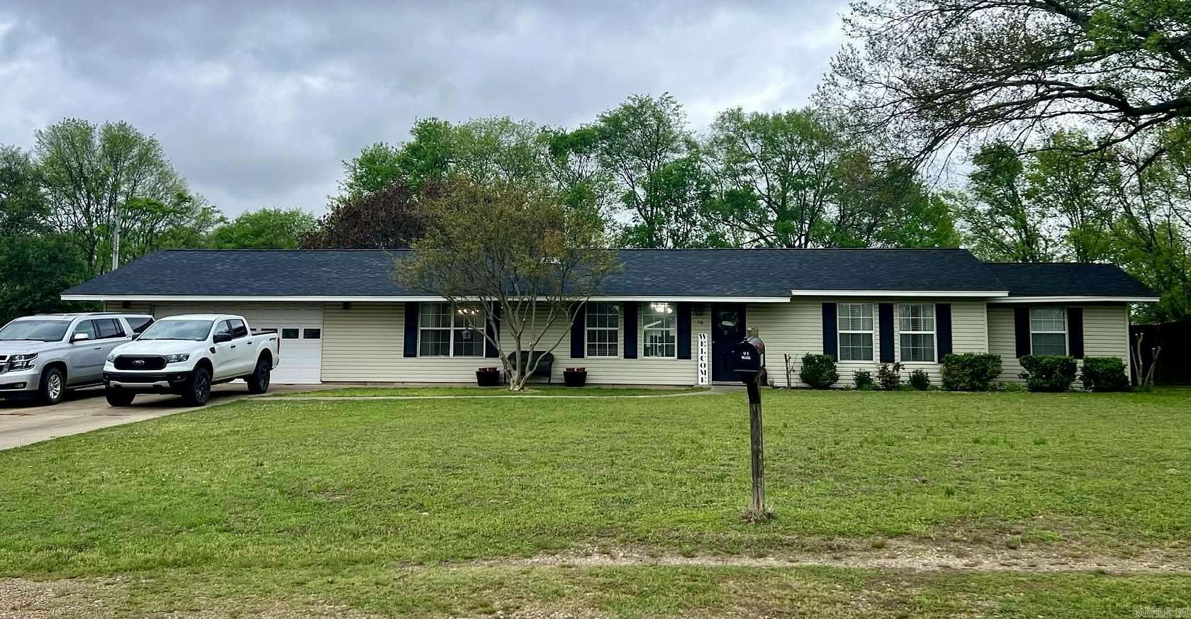 1.86 Acres of Land with Home for Sale in Lockesburg, Arkansas