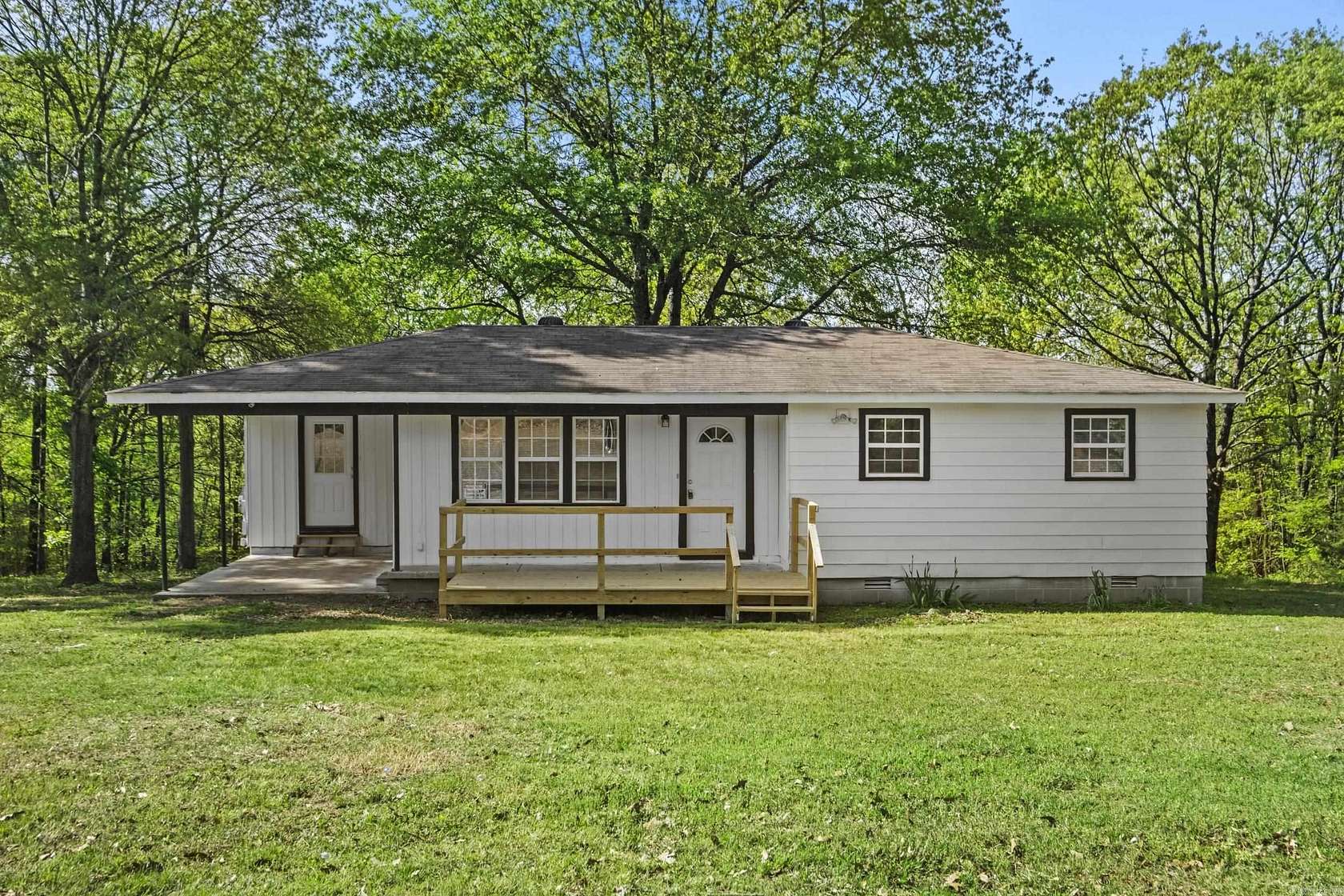 3 Acres of Land with Home for Sale in Greenbrier, Arkansas