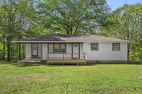 3 Acres of Land with Home for Sale in Greenbrier, Arkansas