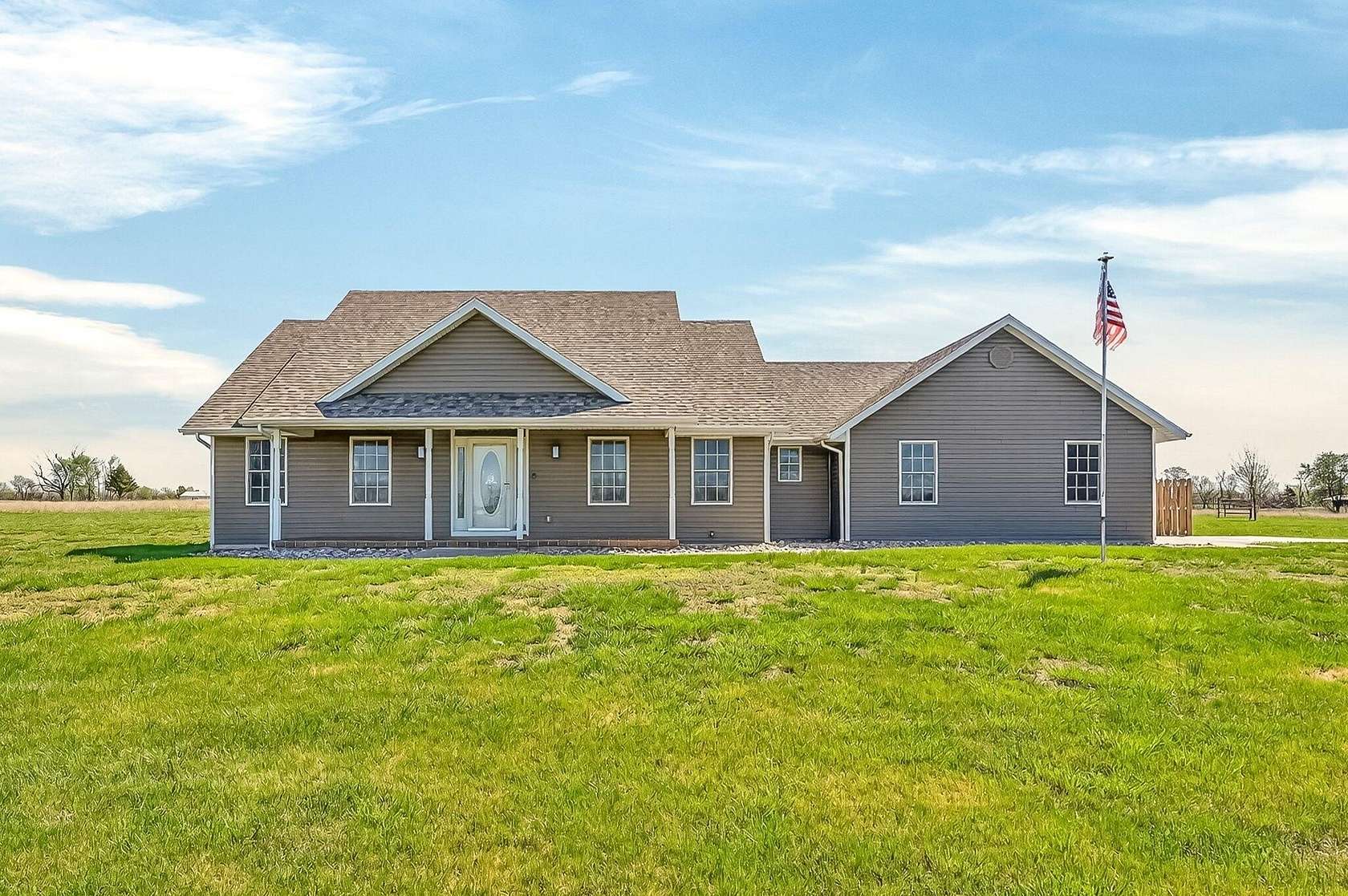 5.1 Acres of Land with Home for Sale in Springfield, Missouri