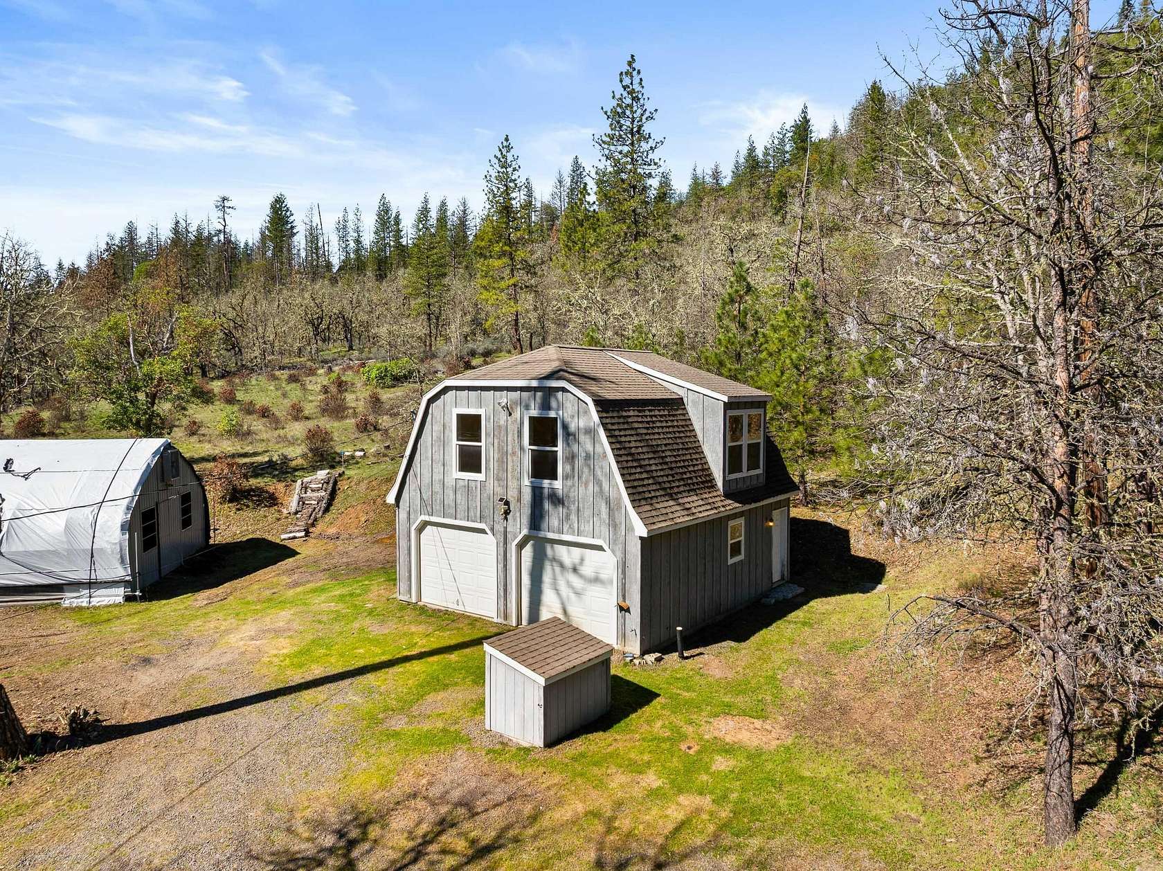 10.3 Acres of Land with Home for Sale in Trail, Oregon
