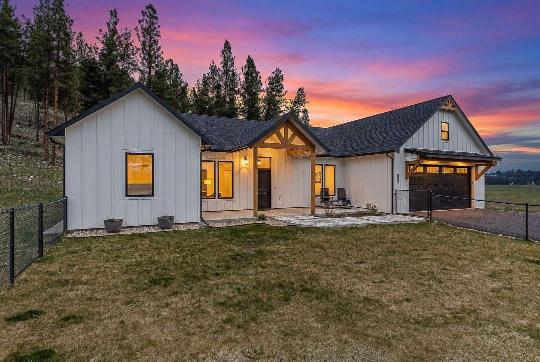 2.5 Acres of Land with Home for Sale in Missoula, Montana